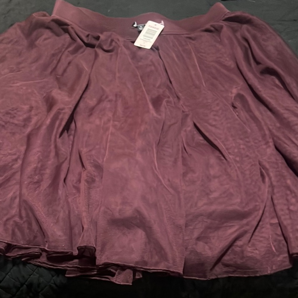 Elegant Wine Women's Skirt